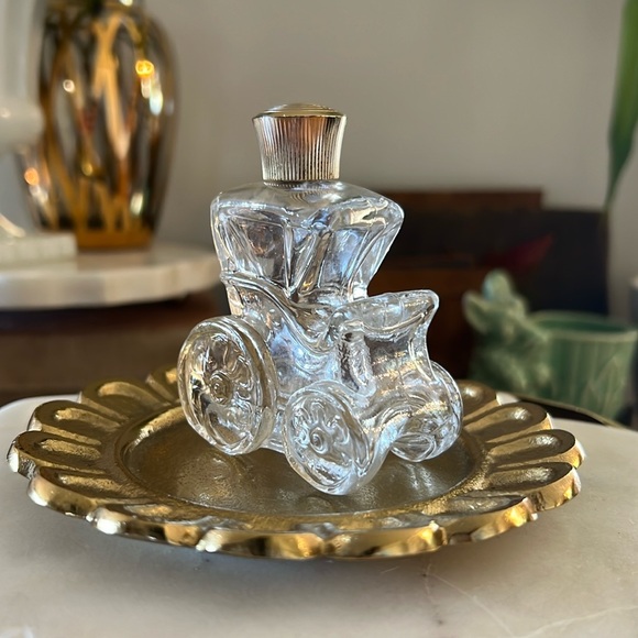 Vintage 1970s Avon Courting Carriage Moonwind Cologne Clear Glass + Gold Bottle - Picture 3 of 9